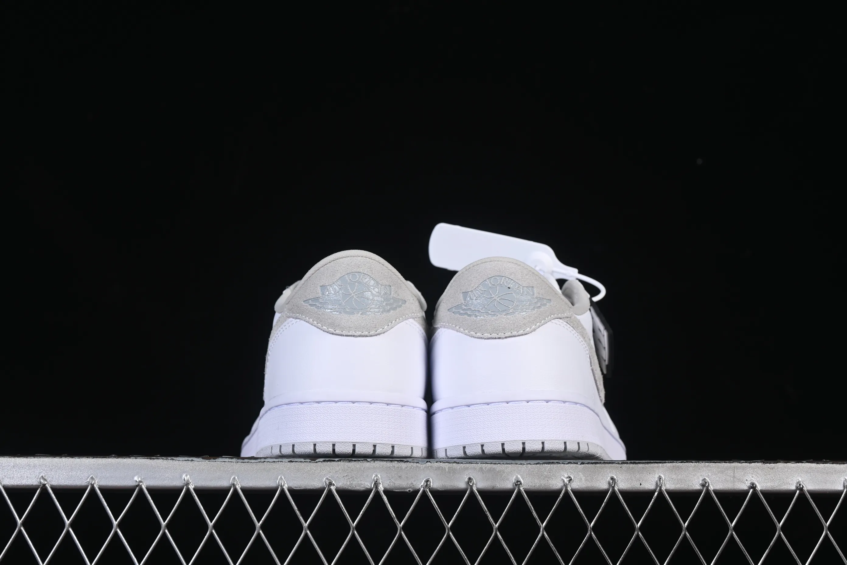 All categories Air Jordan Jordan series basketball shoes Air Jordan 1 Low Air Jordan 1 Low OG "Neutral Grey" AJ1 Joe 1 simple white gray low-top cultural casual sneakers CZ0775-100